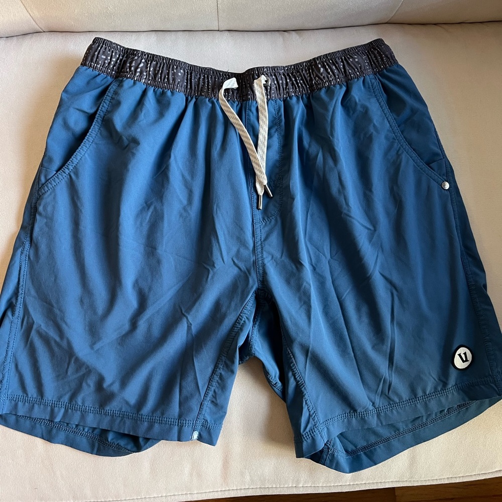 VUORI: men’s Kore athletic shorts. Size L